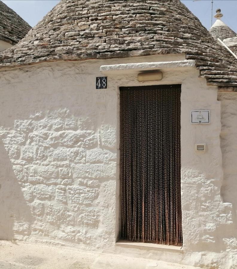 Trulli Almade - Piave Apartment อัลเบโรเบลโล ภายนอก รูปภาพ