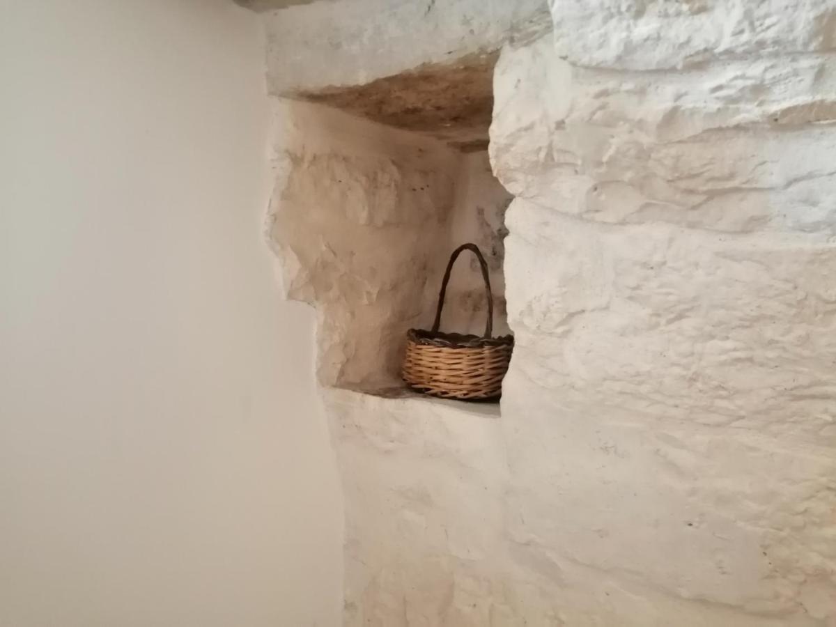 Trulli Almade - Piave Apartment อัลเบโรเบลโล ภายนอก รูปภาพ
